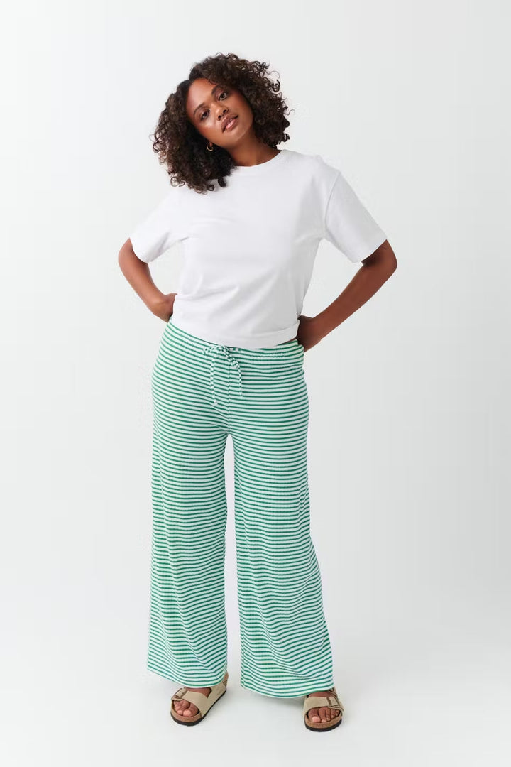 Hannah | Women’s Spring Striped Relaxed Pants